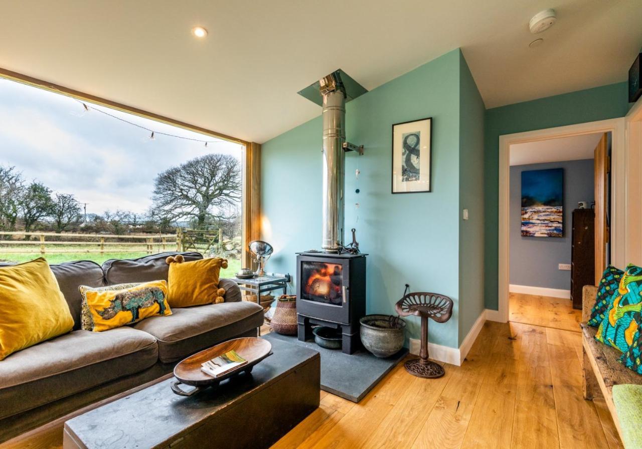 Penrhiw - A Country Cottage With Mountain Views 뉴포트 외부 사진