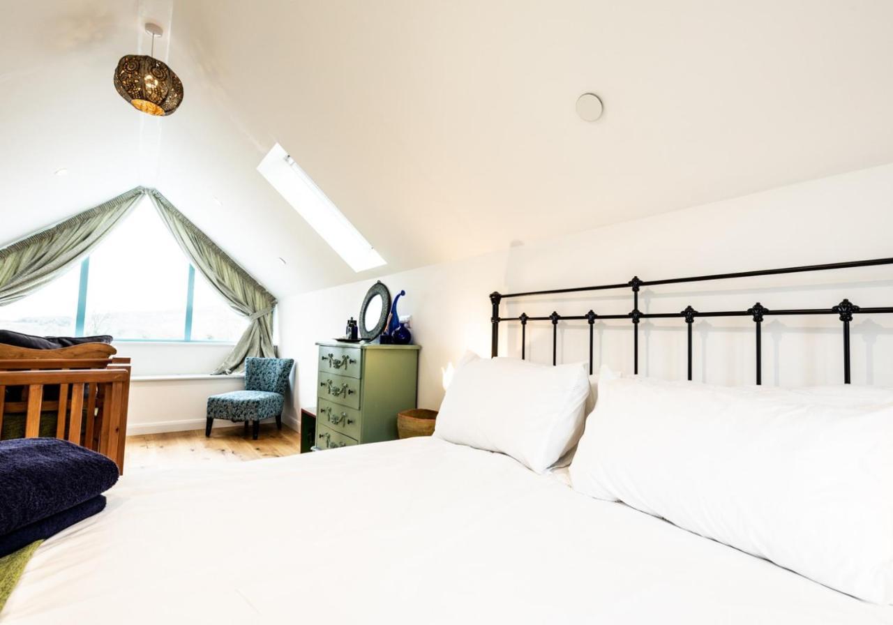 Penrhiw - A Country Cottage With Mountain Views 뉴포트 외부 사진