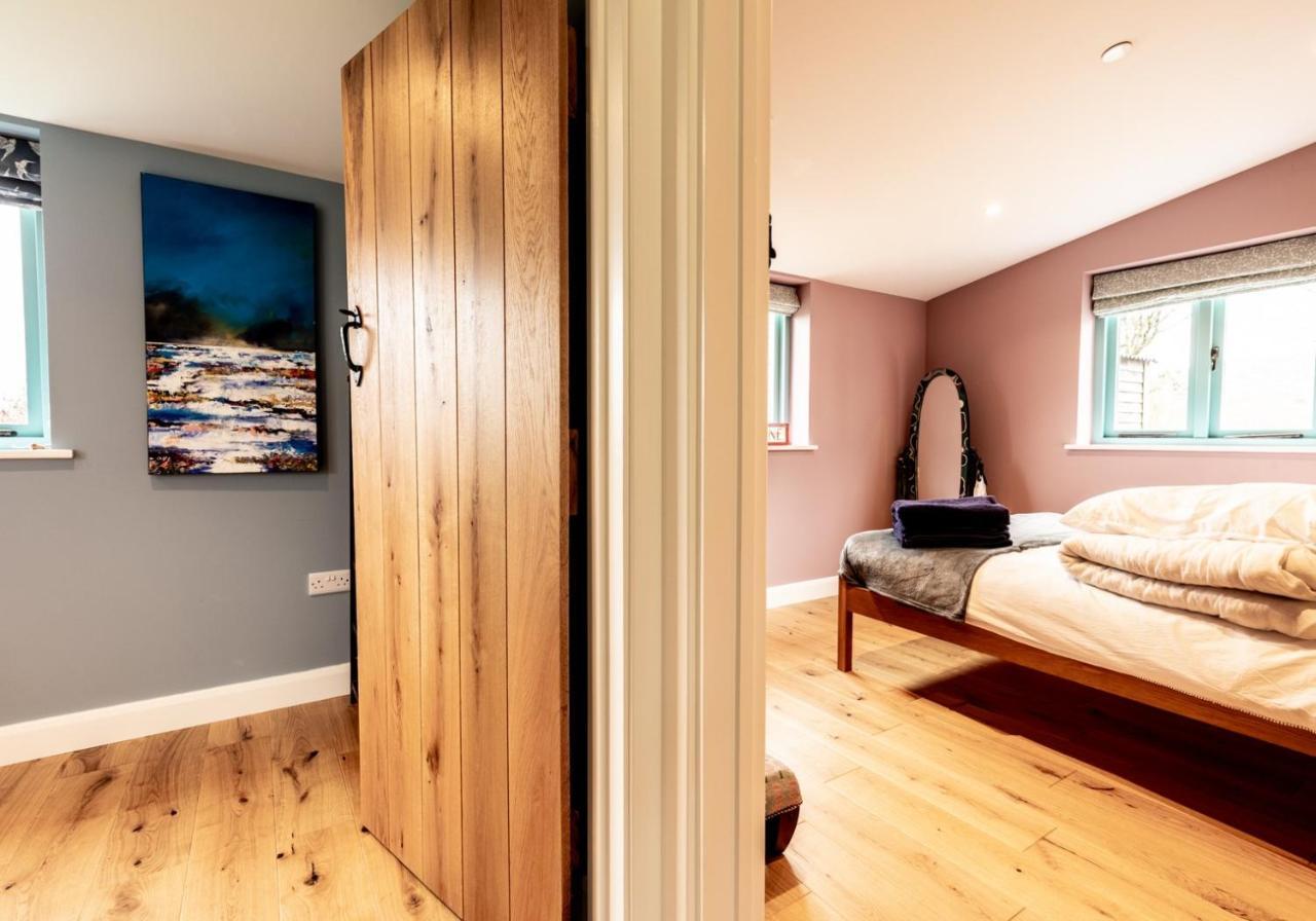 Penrhiw - A Country Cottage With Mountain Views 뉴포트 외부 사진